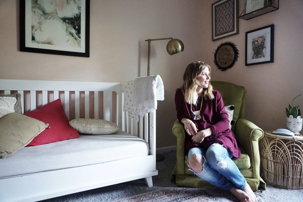 maternity clothes toddler room